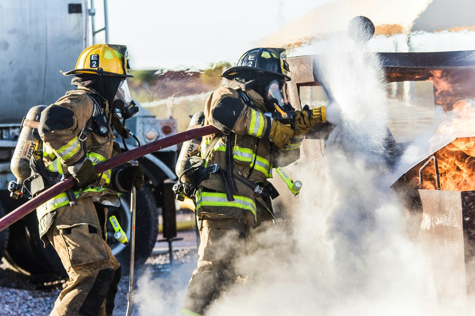 Fire Emergency Response: How Firefighters Prepare and Fire Tender Teams Operate